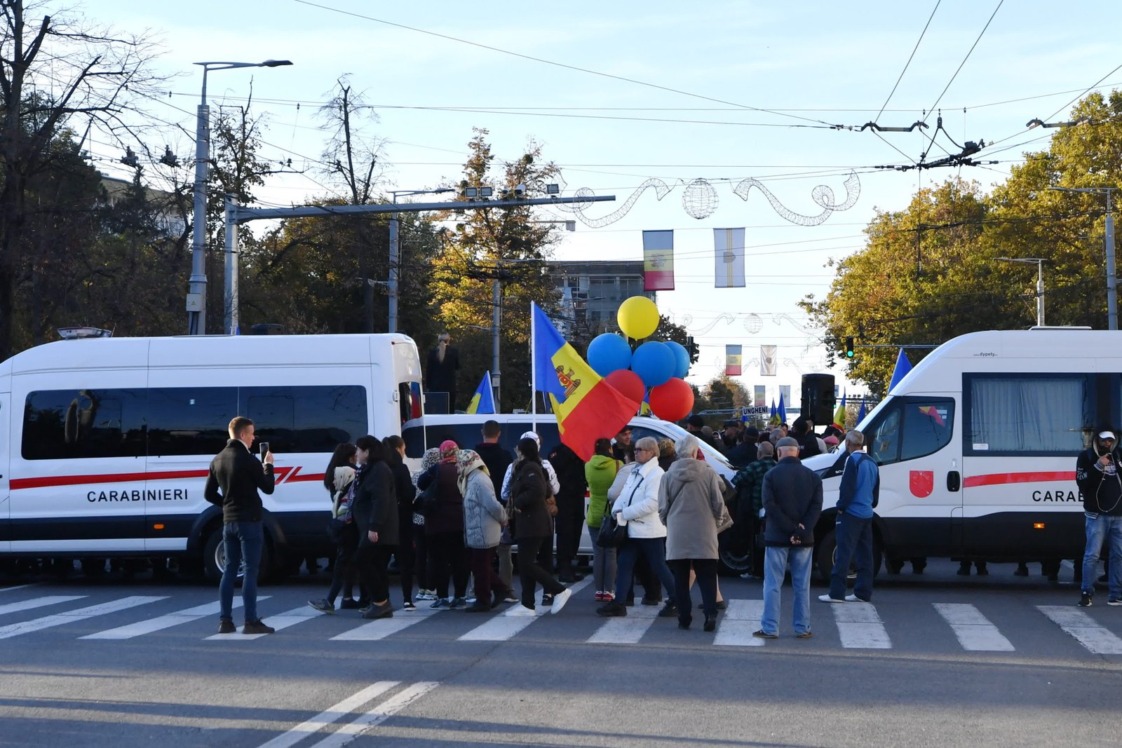 Кишинева 23. Протест в Кишиневе 23 октября. Кишинев протест Шор. Кадры с протестов в Кишиневе.